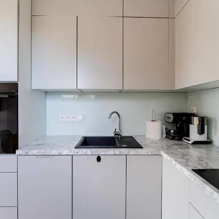 Gronow - Jacuzzi Sauna * Jezow Sudecki