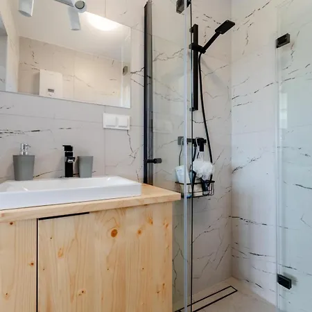 Gronow - Jacuzzi Sauna Holiday home *