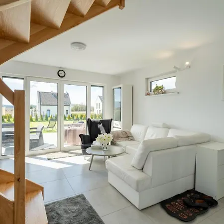 Holiday home Gronow - Jacuzzi Sauna Jezow Sudecki