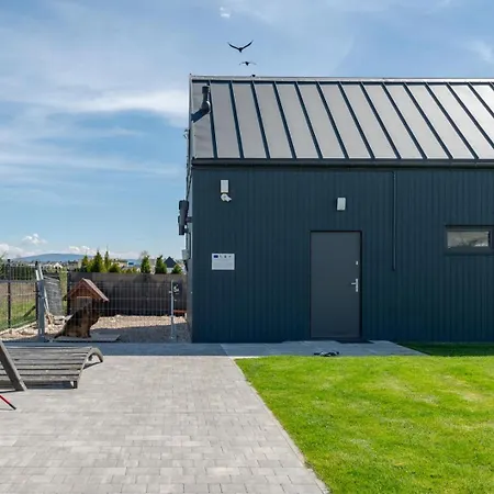 Gronow - Jacuzzi Sauna Jezow Sudecki