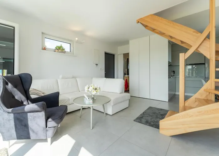 Gronow - Jacuzzi Sauna * Jezow Sudecki