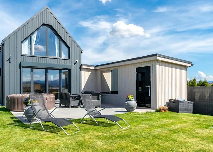 Gronow - Jacuzzi Sauna * Jezow Sudecki